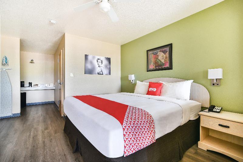 Oyo Hotel Yoakum West Dış mekan fotoğraf