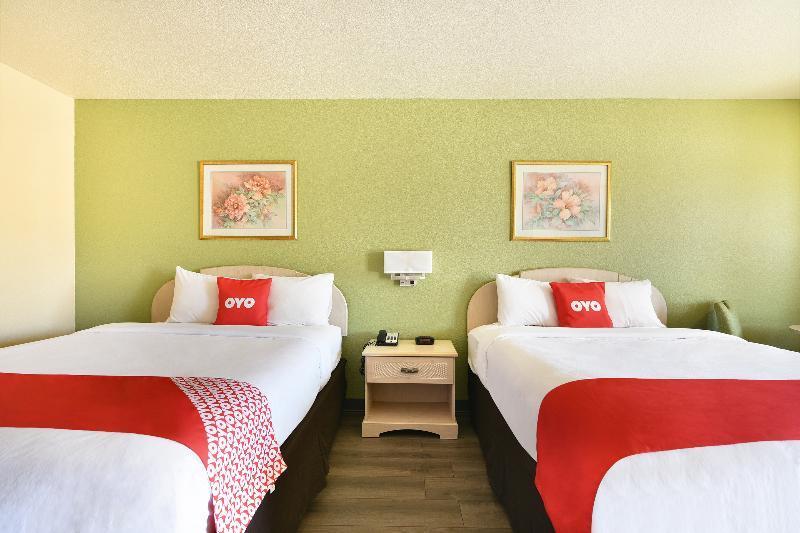 Oyo Hotel Yoakum West Dış mekan fotoğraf