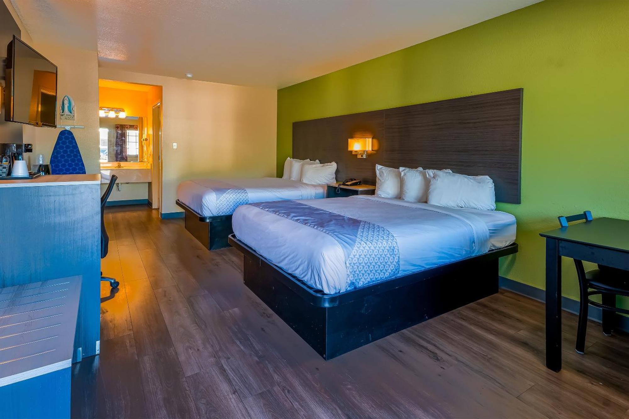 Oyo Hotel Yoakum West Dış mekan fotoğraf