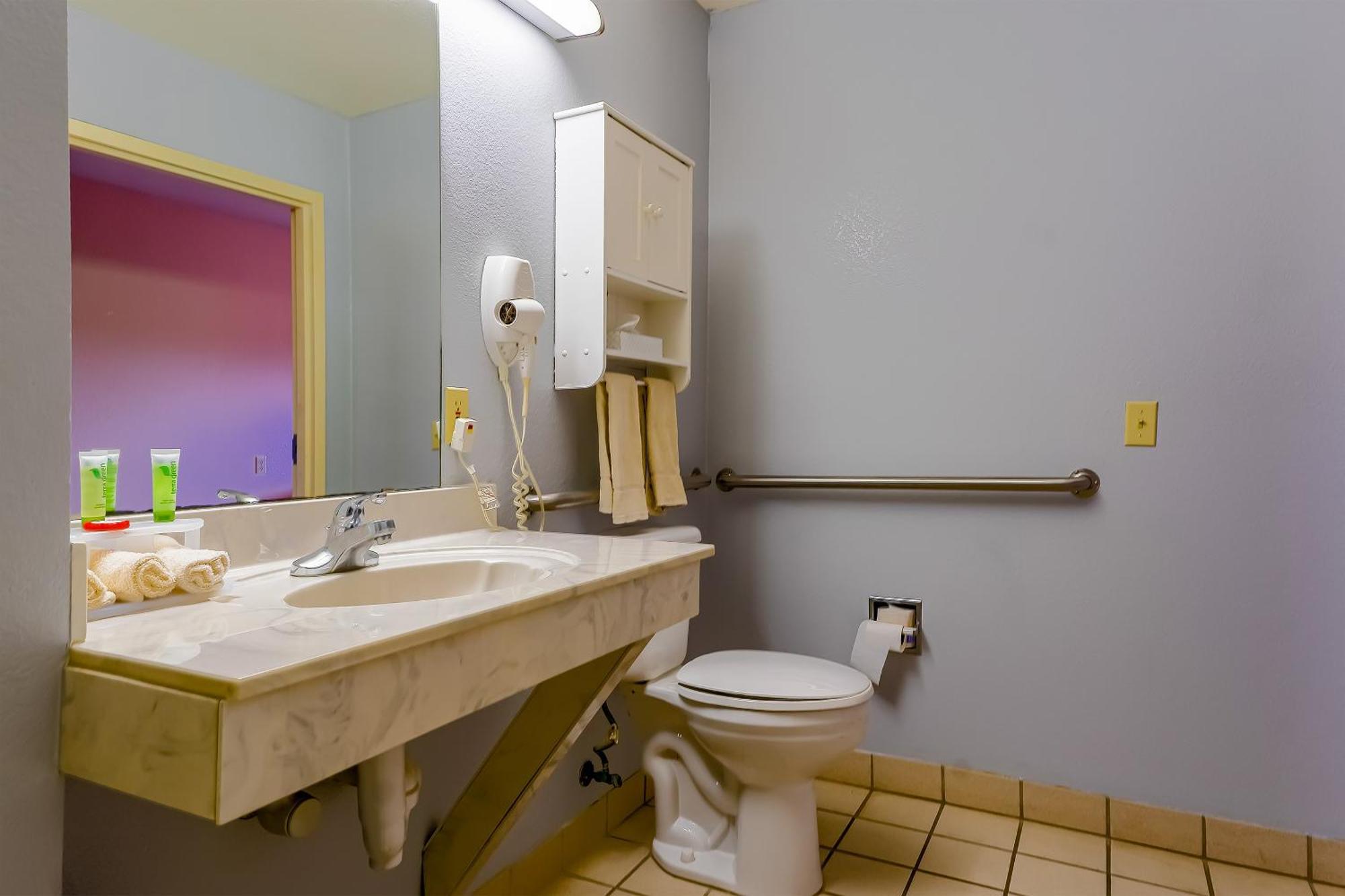 Oyo Hotel Yoakum West Dış mekan fotoğraf